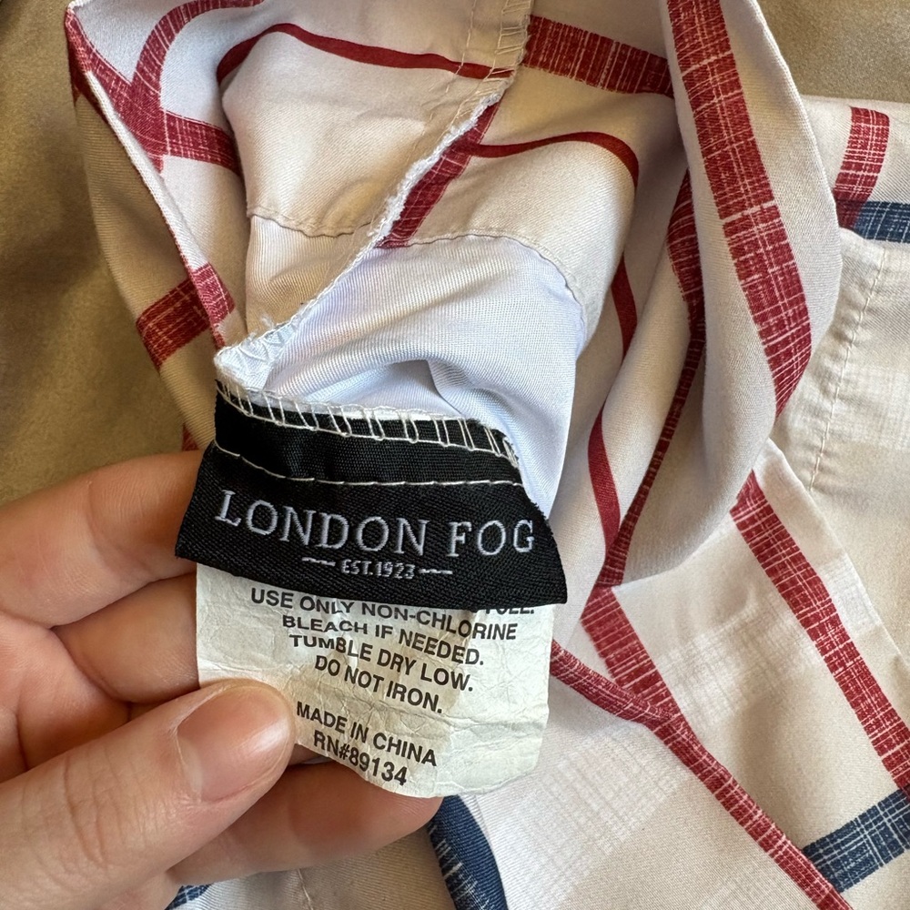 London Fog fitted sheet & two pillowcases - Picture 5 of 6
